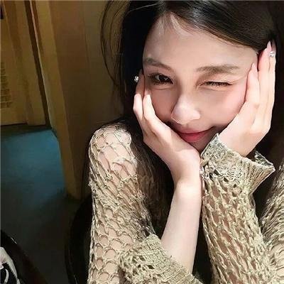 圆月弯刀